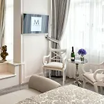 Mirrors Taksim Center Hotel 4*