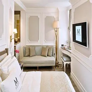 Mirrors Taksim Center فندق
