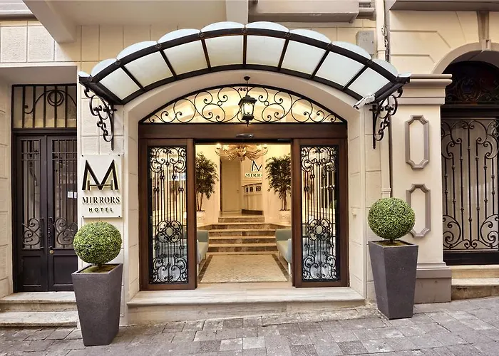 Hotel Mirrors Taksim Center 4*