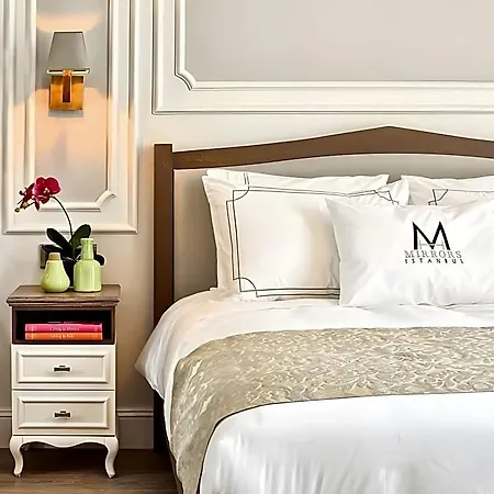 Mirrors Taksim Center Hotel 4*