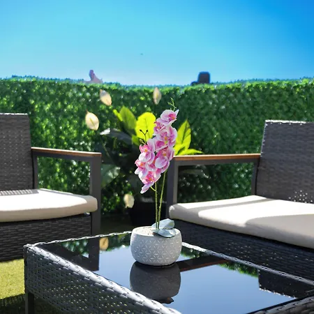 Mirrors Taksim Center Hotel 4*