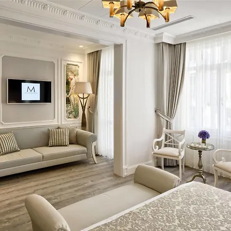 Otel Mirrors İstanbul
