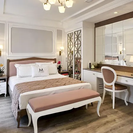 Mirrors Taksim Center 4*
