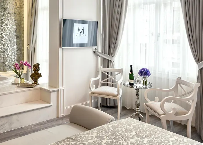 Mirrors Taksim Center Hotel 4*