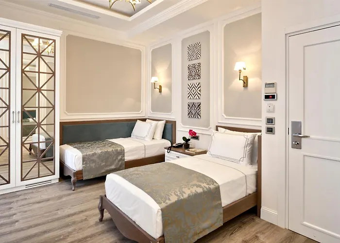 Hotel Mirrors Taksim Center